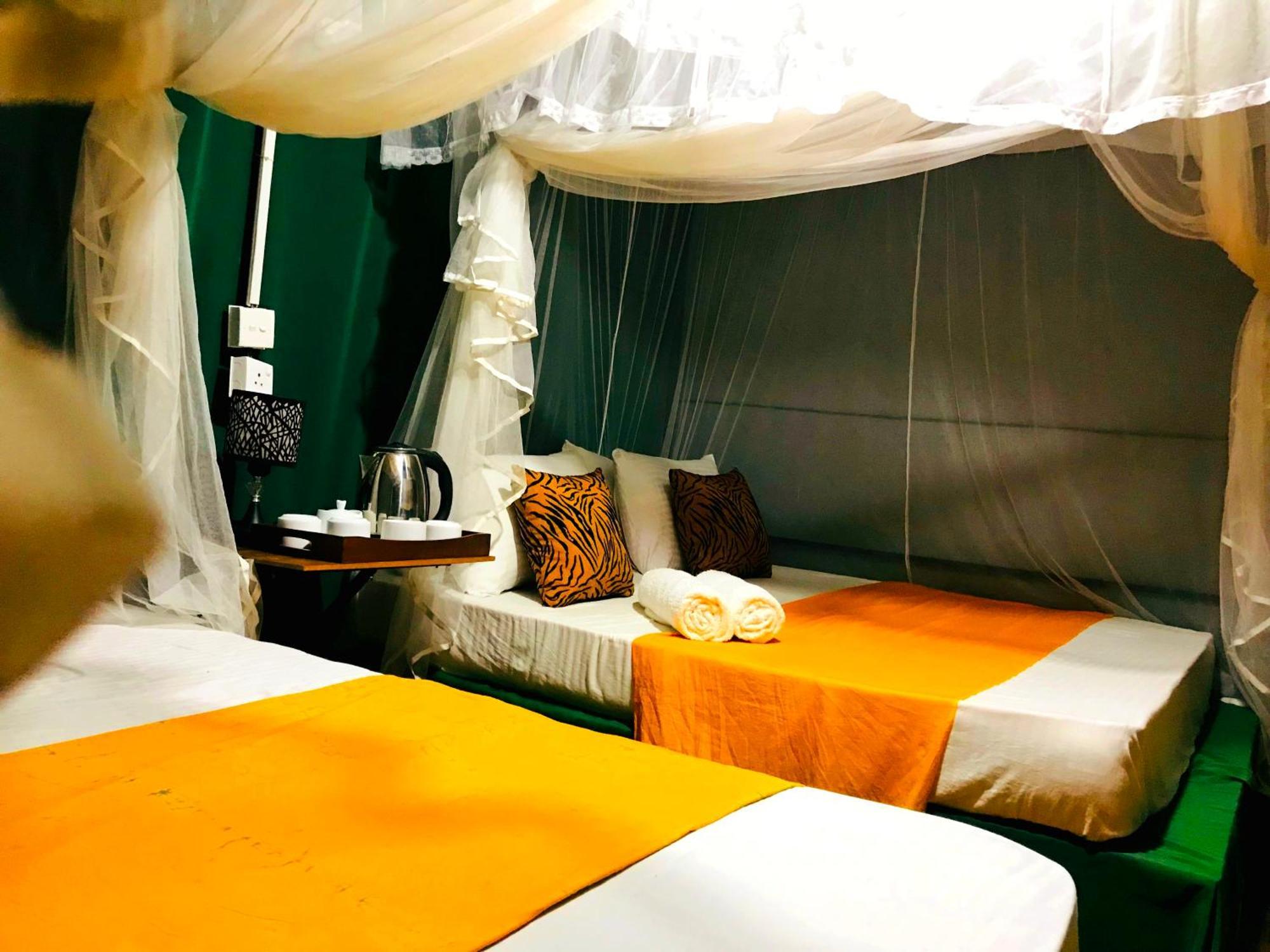 אודוואלאווה Atha Safari Resort & Riverside Camping מראה חיצוני תמונה